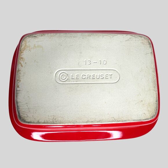 Le Creuset Red Cream Rectangular Stoneware Baking Dish 12" no lid - Picture 2 of 8